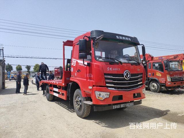 东风D3玉柴170挖机平板运输车　平板车厂家报价多少的图片