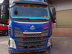 19年精品乘龙M3，9.8米大单桥飞翼厢车