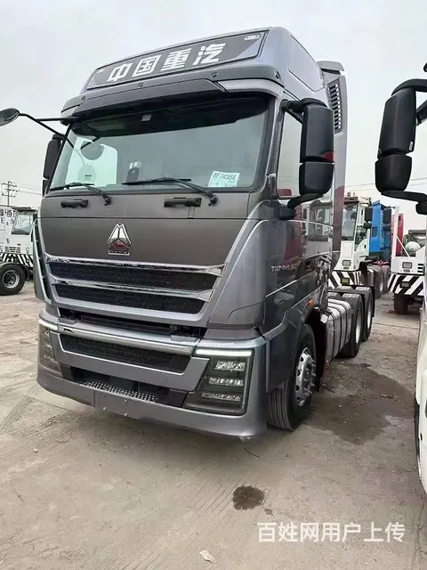 豪沃 牵引车 国6的图片