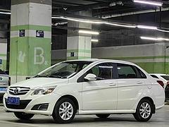 2013年10月北汽绅宝E150