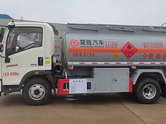 东风8吨油罐车玉柴165马力  首付百分之十可提车
