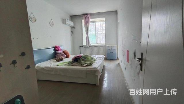 东城华府 5楼 三室送地上储  有钥匙  恒润园 万象汇的图片