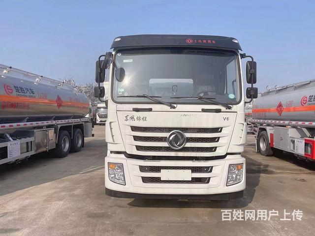 楚胜厂家直销东风锦程10吨油罐车 厂家直销低价处理的图片