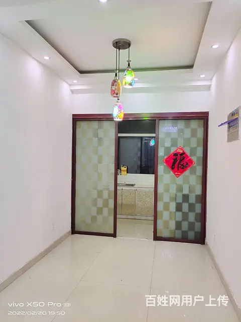 700租两室，家具家电齐全的图片