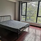 大单间，落地窗，阳光充足，视野开阔