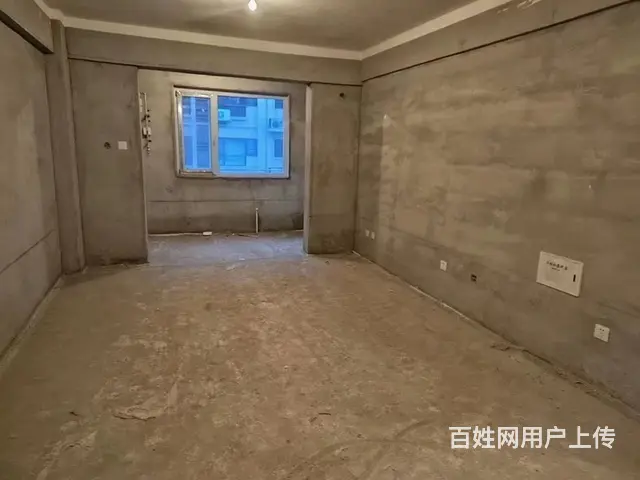 甜橙国际附近嘉昌2层两居室 普通住宅 毛坯房的图片