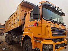 信阳个人出售17年陕汽德龙自卸车 车况精品