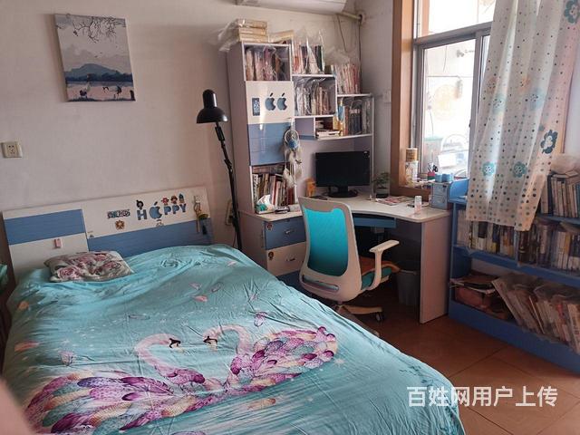 二中陪读的图片
