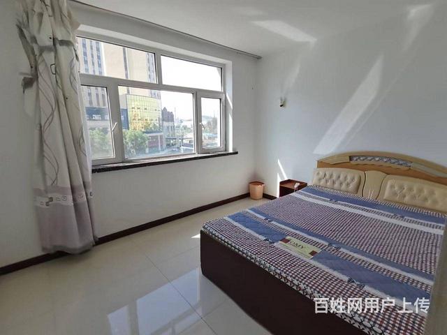 江南一品  押一付一 博士园 盛世新城 拎包入住的图片