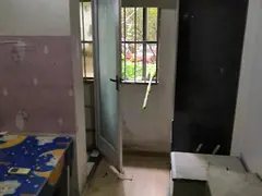 关山口剑桥春天小区1楼独卫单间家电齐