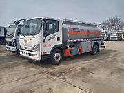 解放8吨加油车 厂家提供上户费用低 可分期可送车
