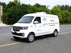 金杯新海狮雪糕冰激凌冷冻运输车 小型面包市内配送