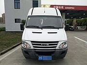依维柯长轴高顶6座后双胎支持分期付款包过户