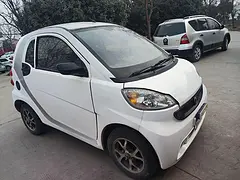 电动四轮车