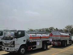 同威楚胜汕德卡25吨油车2021新规上路多少钱
