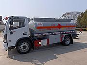 国六东风福瑞卡8吨油罐车 厂家促销 一降到底