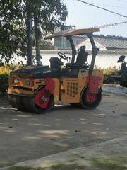 个人三吨压路机出售