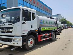 安顺吨重汽洒水车 带雾炮5方7方蓝牌抑尘车现车 洒