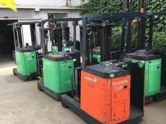二手进口丰田1.5吨电动叉车，仓库环保电动二手叉车
