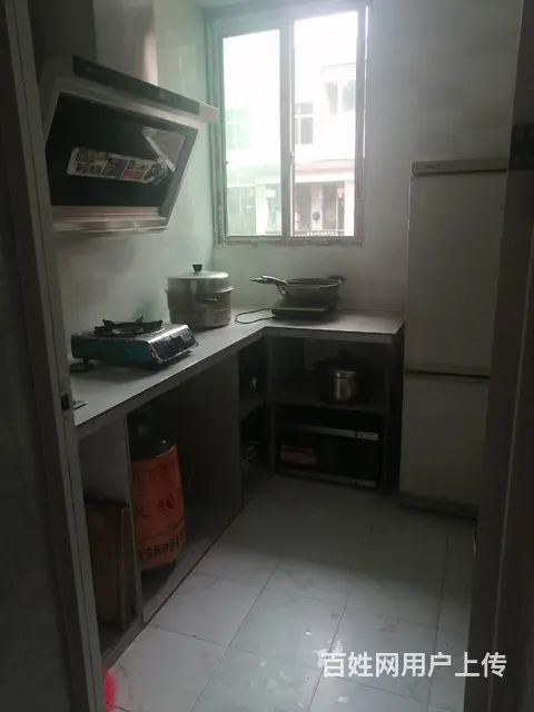 先锋路电脑城附近有房出有房出租 普通住宅2厅精装修的图片