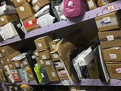 急兑-光明街铝北社区快递驿站