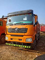 19年上户德龙X3000 自卸车 后八轮 首付6万