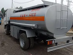 日照铝合金油罐车价格,小型油罐车，改装流动加油车