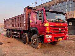转让18年国五豪沃重型前四后八自卸车，货箱8米6