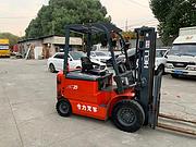 国产全交流2.5吨电动叉车，仓储环保型二手叉车转让
