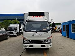 国六冷藏车