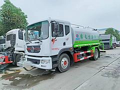 白菜价出售D9新款12方15方洒水车 包送上门
