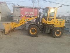 自用940型号2.5吨铲车便宜处理。急转