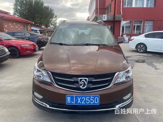宝骏730 2019款 1.5 手动 时尚型7座的图片