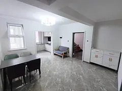 皇家荣域 普通住宅1厅 精装修