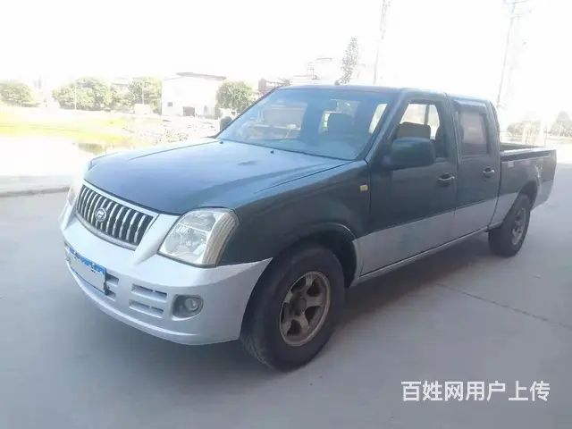 11年柴油皮卡，机头波箱好，证件齐全，全款9800的图片
