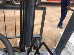 个人急卖7吨二手合力柴油叉车举升高度四米