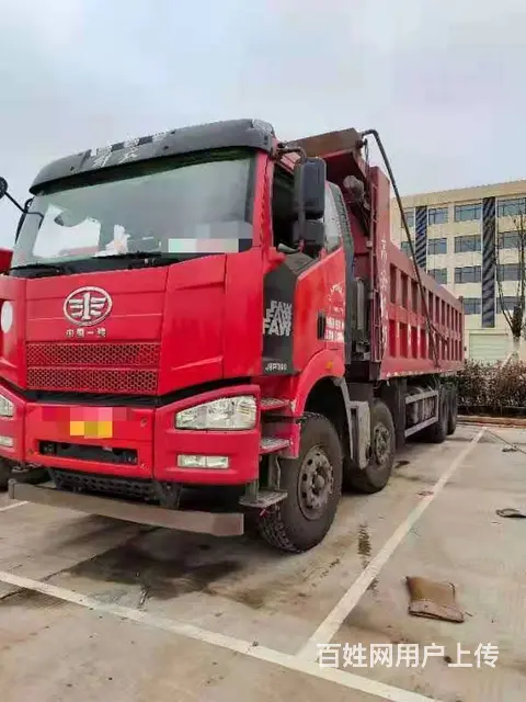 国五解放前四后八自卸车8米2货厢390马力的图片