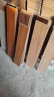 地板低价出售转让