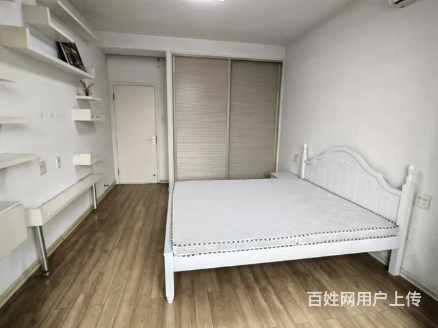 支持月付省人民医院打铁关和平广场朝晖六区精装两房出租的图片