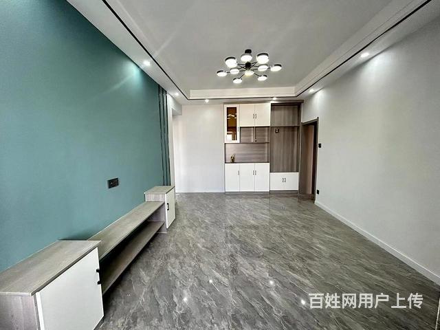 北塔附近五一街附近，6楼68平16.8万精装修，一阴一阳的图片