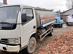 加油罐车