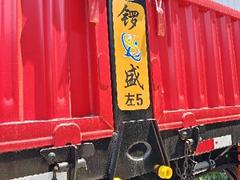 13米60标箱侧翻