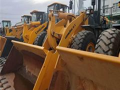 阿坝本地二手装载机市场 9成新龙工柳工 质量保证