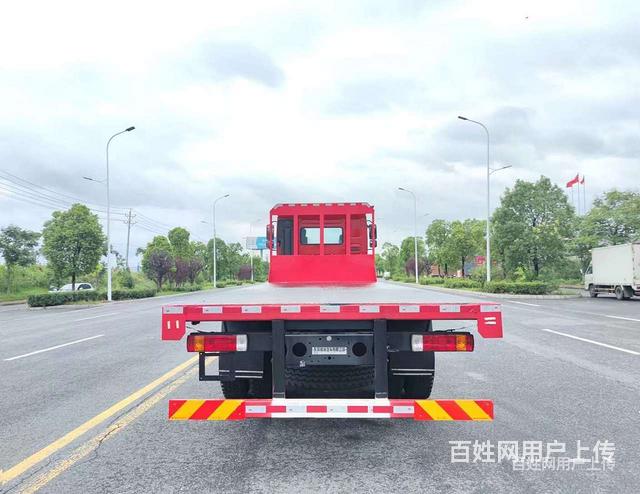 柳汽乘龙四桥40吨挖机拖车 程力厂家价格的图片
