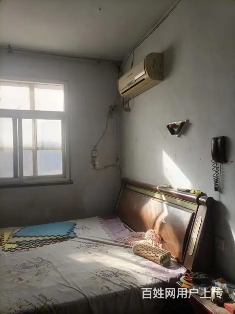 1万7 二矿，6楼，66平方，两室一厅，简单装修证件齐全的图片