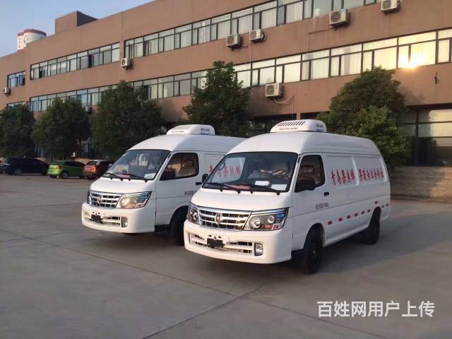 国五面包式冷藏车厂家直销的图片