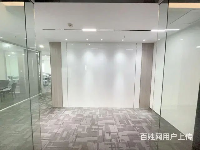 房东直租无中介费地铁口做培训的格局的图片