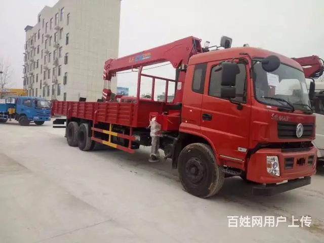 5吨8吨12吨14吨随车吊厂家直销，夏季促销活动中的图片