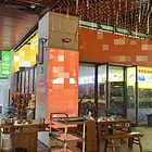 观山湖华润万象汇160平火锅店低价转让，大外摆