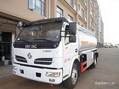 小型运油车8吨加油车厂家报价参数多